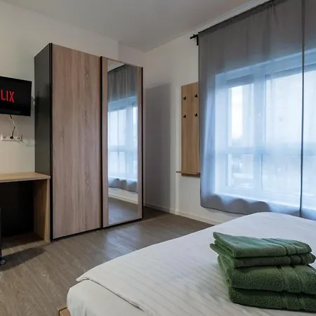 Vakantiehuis Jade & Jabo - By Duesseldorf Mit Parkplatz Verfuegbarkeit 10,00 Je Nacht Zubuchbar Neuss