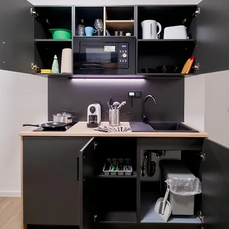 Jade & Jabo - By Duesseldorf Mit Parkplatz Verfuegbarkeit 10,00 Je Nacht Zubuchbar *