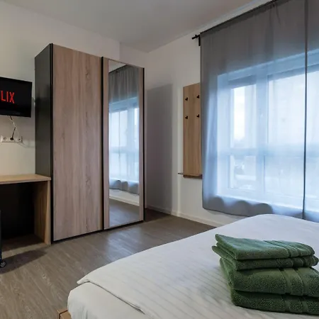 Jade & Jabo - By Duesseldorf Mit Parkplatz Verfuegbarkeit 10,00 Je Nacht Zubuchbar Vakantiehuis Neuss