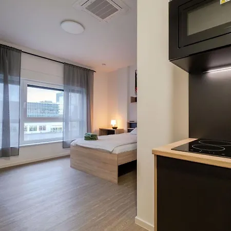 Jade&jabo - By Düsseldorf Mit Parkplatz Verfügbarkeit 10,00 Je Nacht Zubuchbar Ferienhaus Neuss