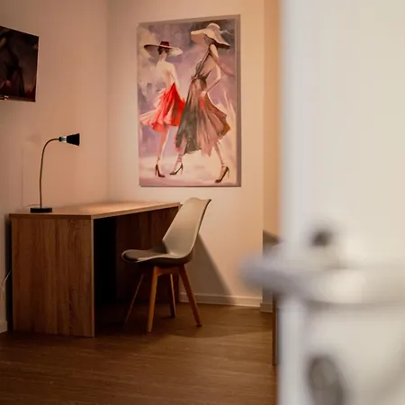 Jade & Jabo - Sehr Schoene & Apartements Zum Wohlfuehlen Tageweise & Wochenweise Buchbar Aparthotel 4*