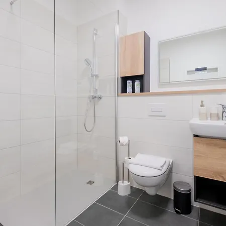 Jade & Jabo - Sehr Schoene & Apartements Zum Wohlfuehlen Tageweise & Wochenweise Buchbar Aparthotel 4*